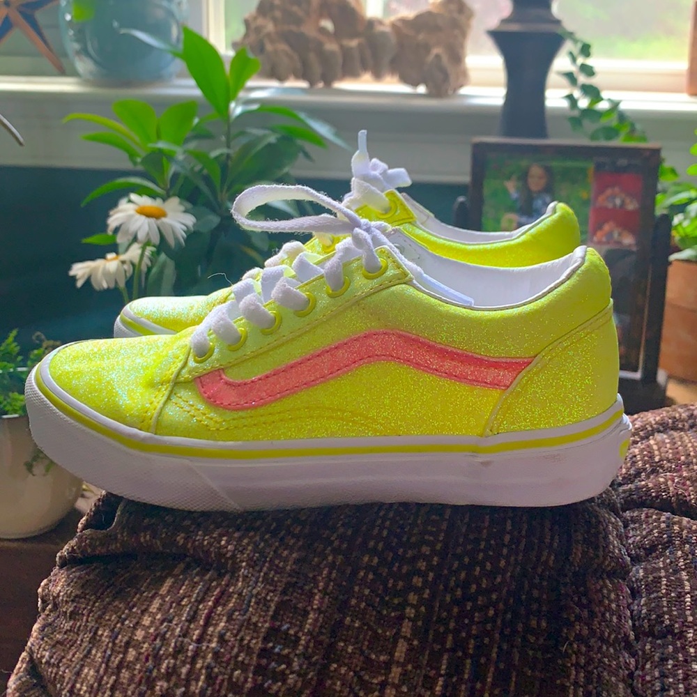Vans yellow shimmer girls sz 1